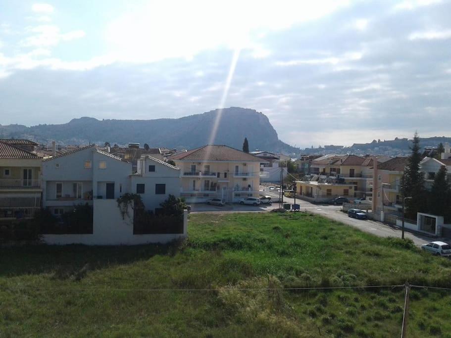 Καινούριο Σπίτι Σε Ήσυχη Τοποθεσία Apartment Nafplio Ngoại thất bức ảnh